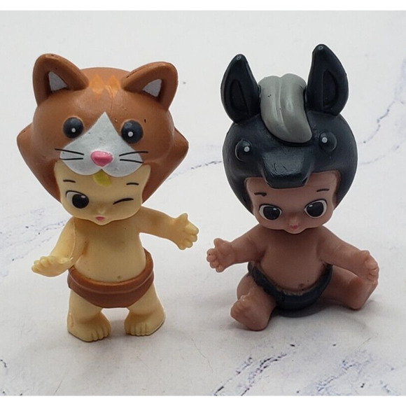 TWOZIES Baby Figures Dressed As Animals Moose Toys Lot Of 2 Cat And Donkey 2” - Picture 1 of 15